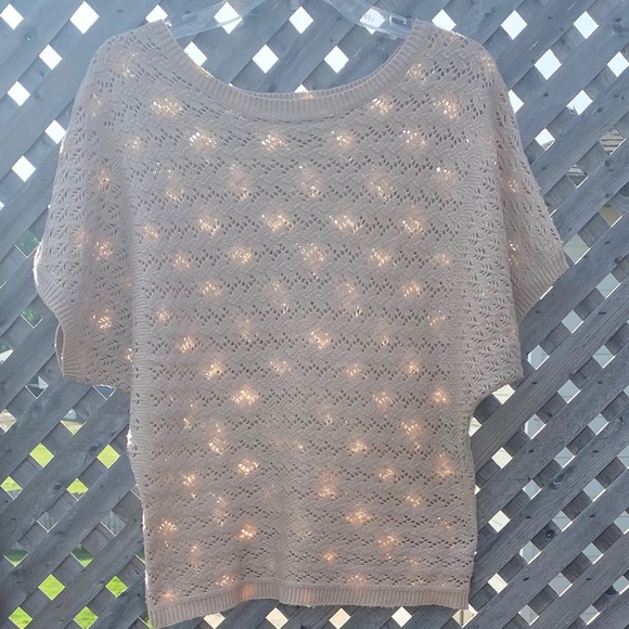 2 Forever 21 tops size medium - Picture 5 of 7